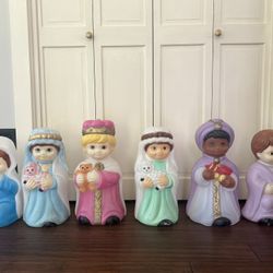 Vintage Empire Nativity Set of 6 - a 5 socket & 1 socket separate string is included about 16”-19” T
