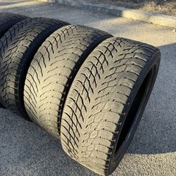 Nokian Tires Size 255/45 R20
