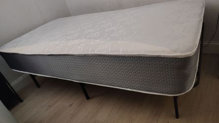 Twin bed available for pick up today