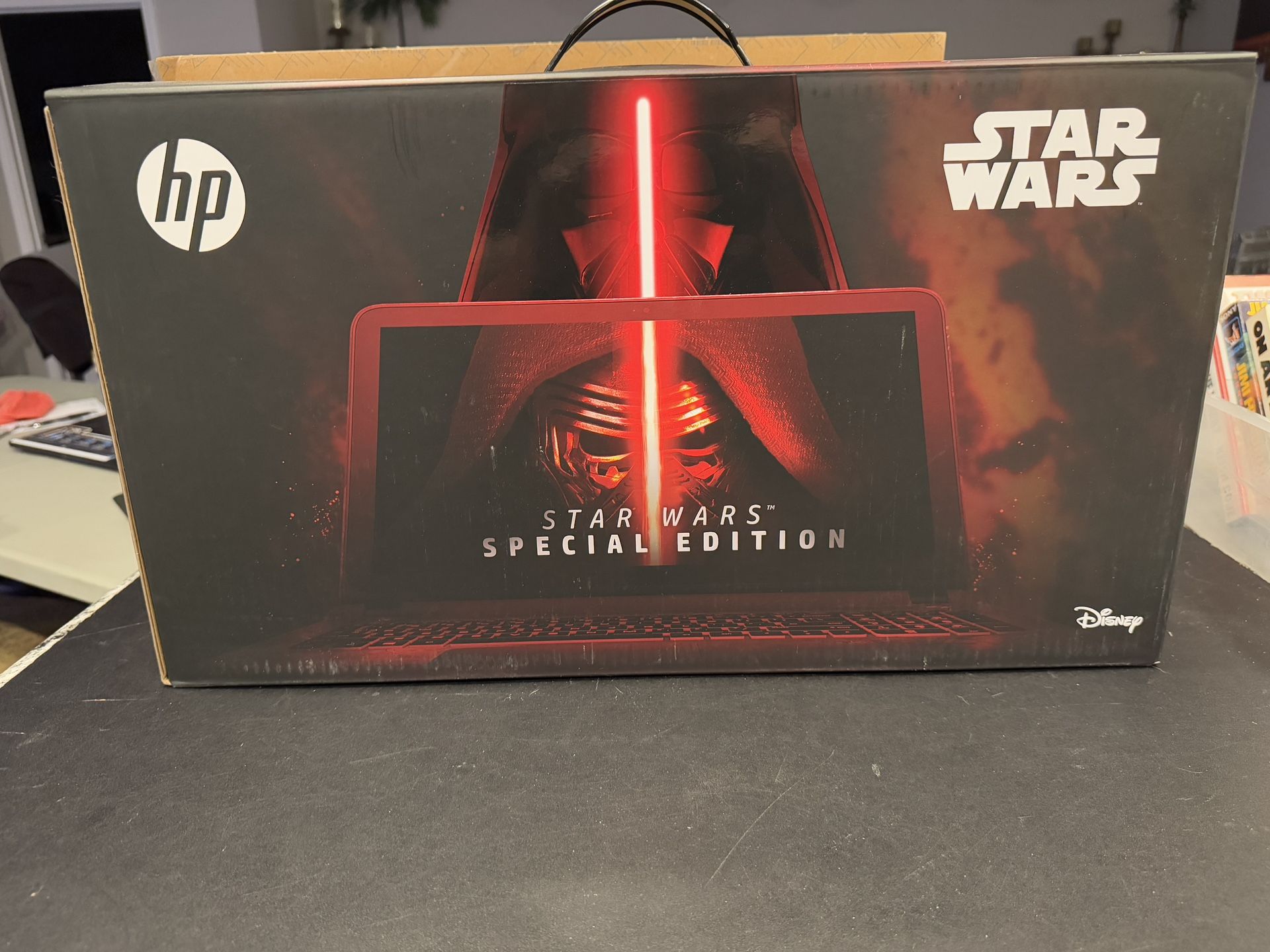 HP Star Wars Special Edition Notebook 15-AN050NR 15.6" i5-6200U 2.8GHz 6GB