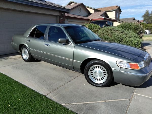 Ford grand marquis