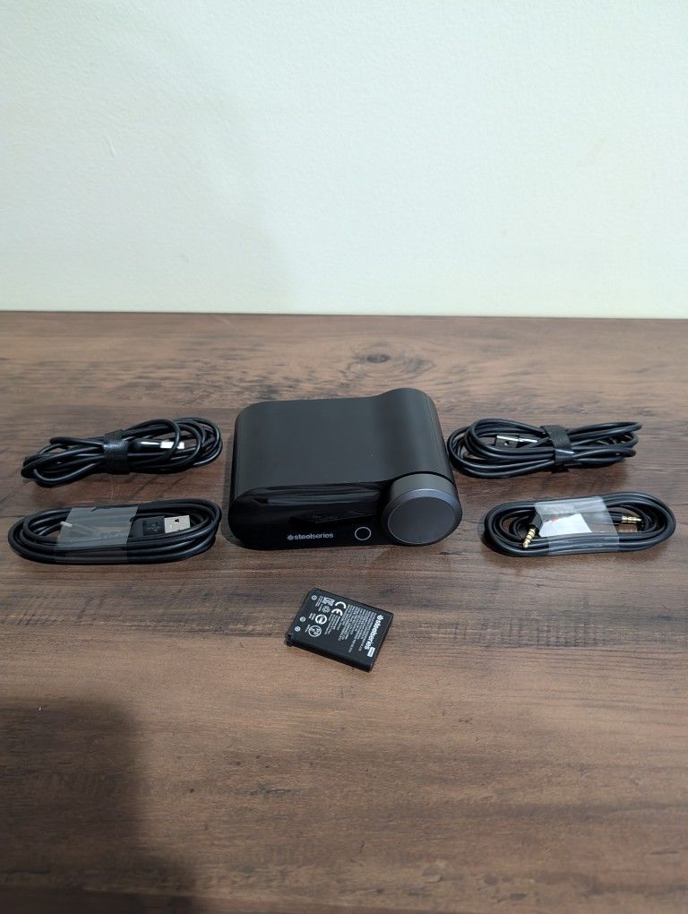 SteelSeries Base Station (Nova Pro) (HS25TX)