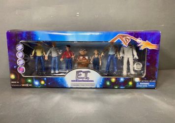 ET Figurine collection