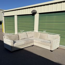 Beautiful Cream Sofa Sectional Couch + Free Delivery 