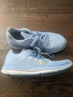 Girls / women's size 8