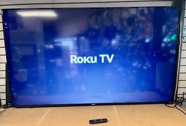 Element 70" 4K UHD HDR10 Roku TV E4AA70R No legs with remote. Tested excellent working condition.
