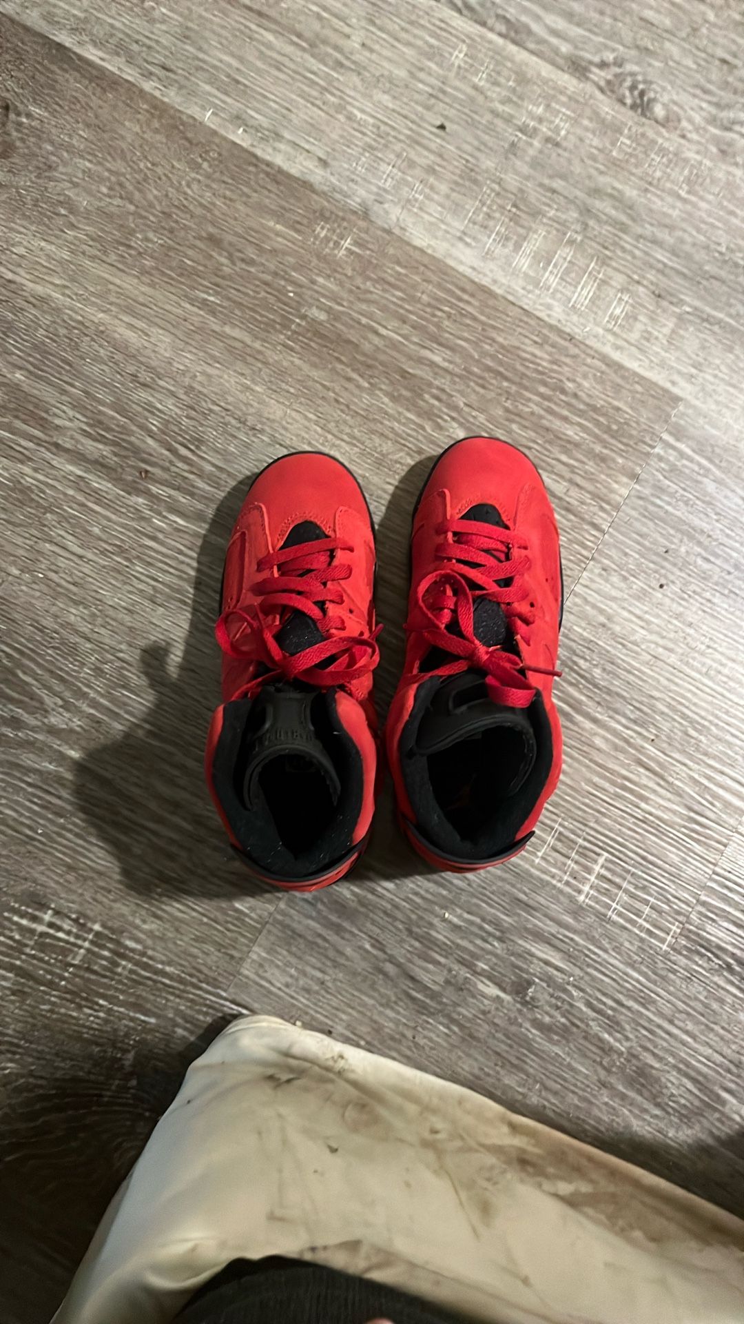 Red Jordans Size 4 1/2 Boys