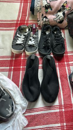 Women’s shoes size 9