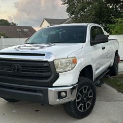 2015 Toyota Tundra