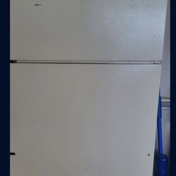 FREE Kenmore 20 Refrigerator 