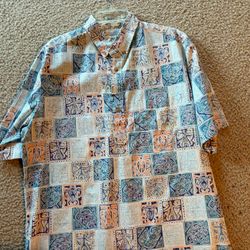 Kahala Men’s Large shirt 