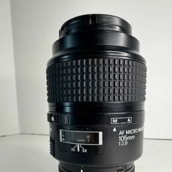 Nikon  AF-D 105mm 2.8 Macro Lens
