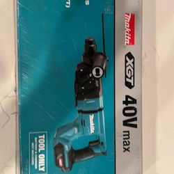 Makita 40V Max XGT 1- 1/8In Avt D-Handle Rotary Hammer GRH07Z TOOL ONLY