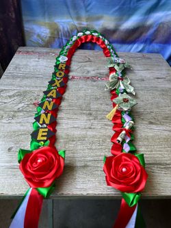 Graduation leis