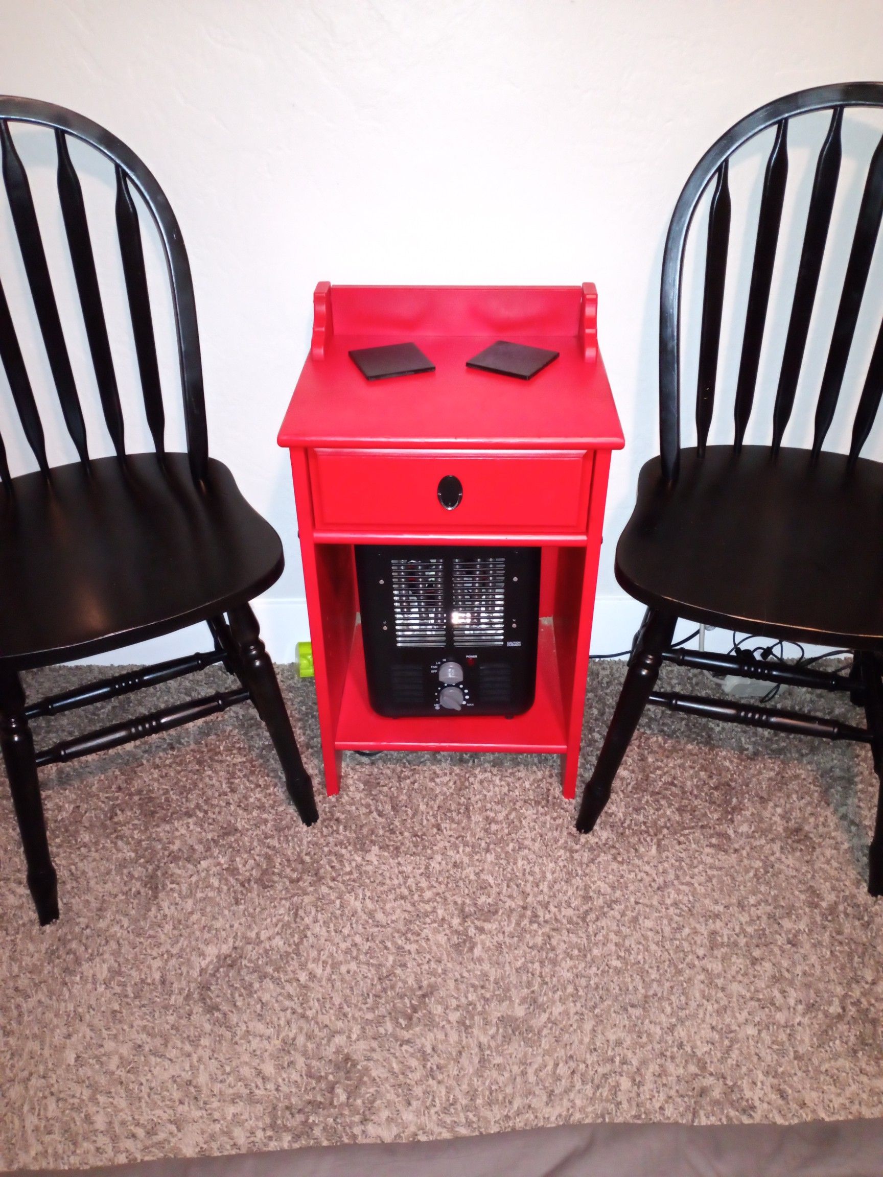 RED END TABLE