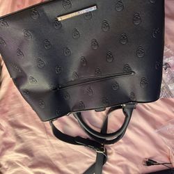 Bestie Johnson bag