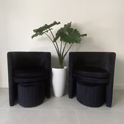 Barrel Chair and Ottoman (Set of 2)