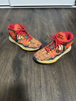 Kyrie Infinity’s 1 World 1 People Orange Size 11 Men