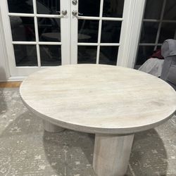 Round Farmhouse Wood Coffee Table 