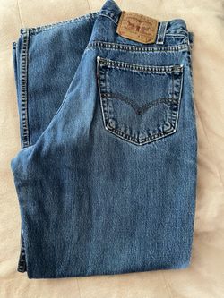 MEN’S LEVI’S