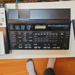Roland Ra-50 Arranger -- MT32 Sound Module