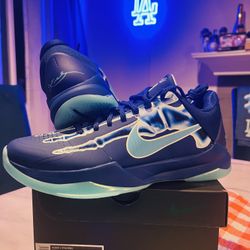 New DS Kobe 5 Skeleton Halloween Sz 9.5