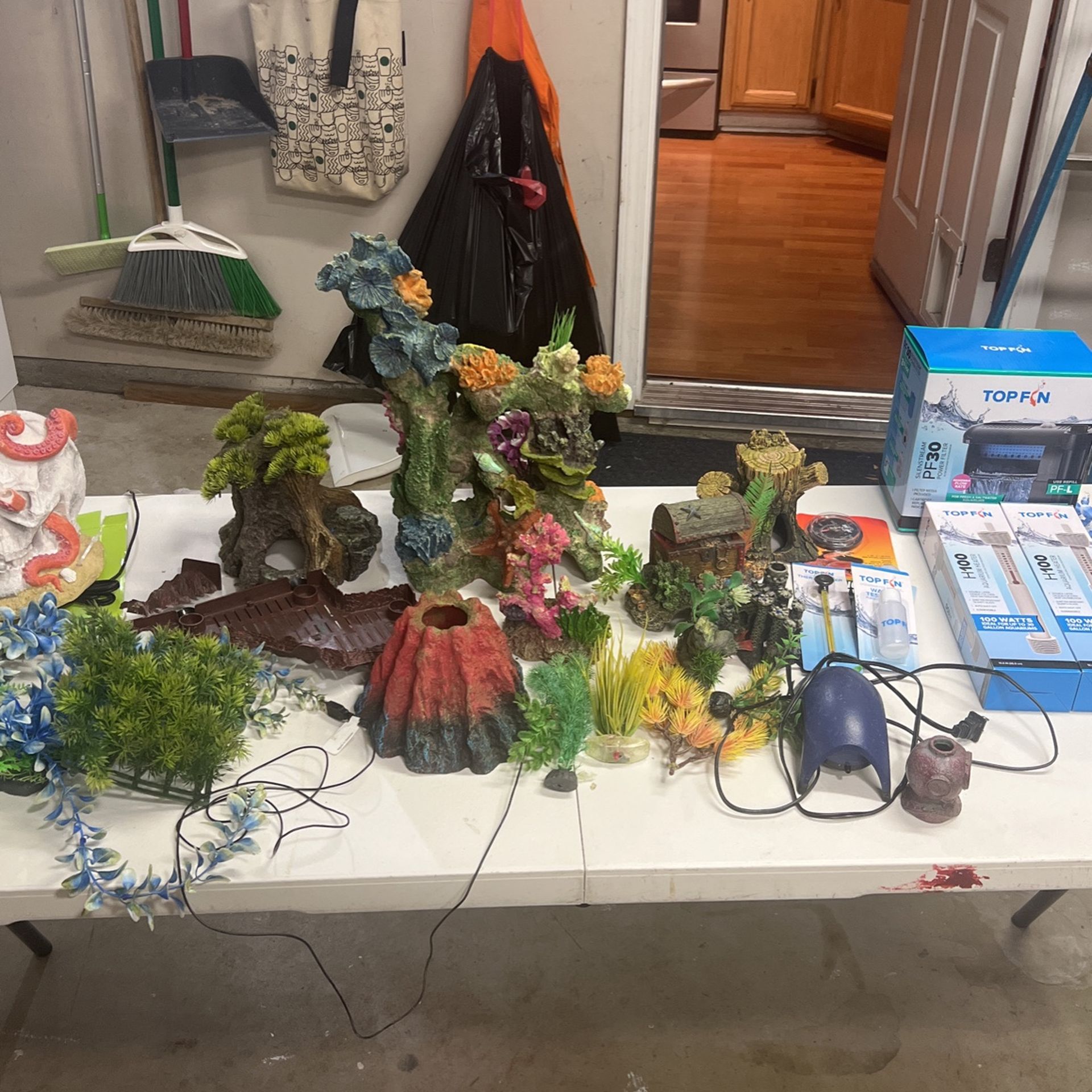 Fish Tank Decor And Accessories