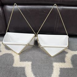 Small Ceramic wall hanging planter- white- no drainage 
