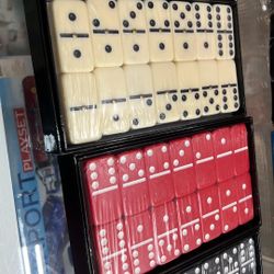 Dominoes 
