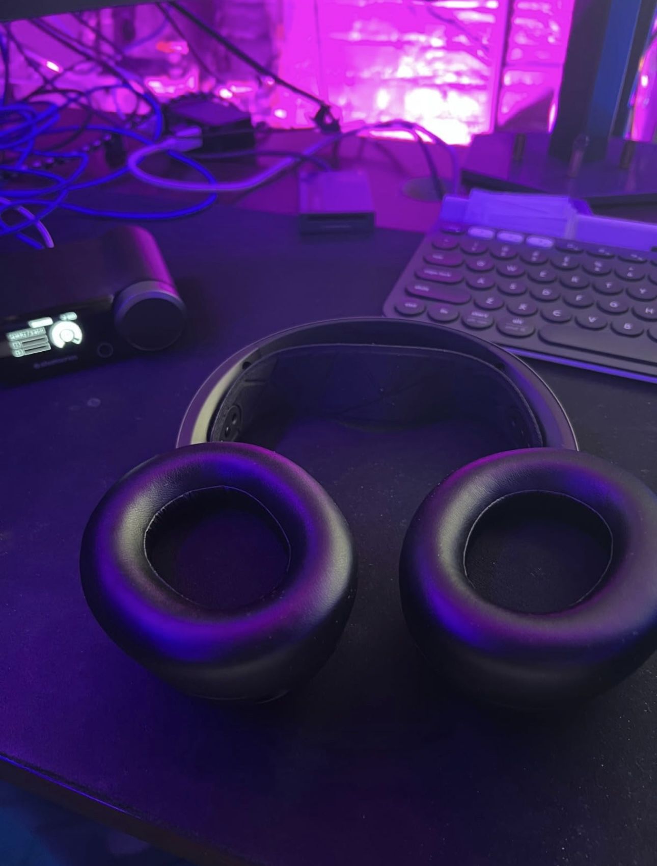 SteelSeries Arctis Nova Pro Wireless Gaming Headset, Xbox