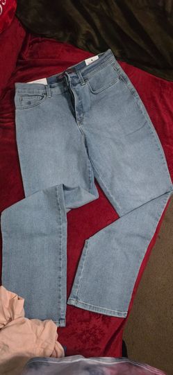 NEW Woman's size 10 stretch pants  $15 FROM jcPenny