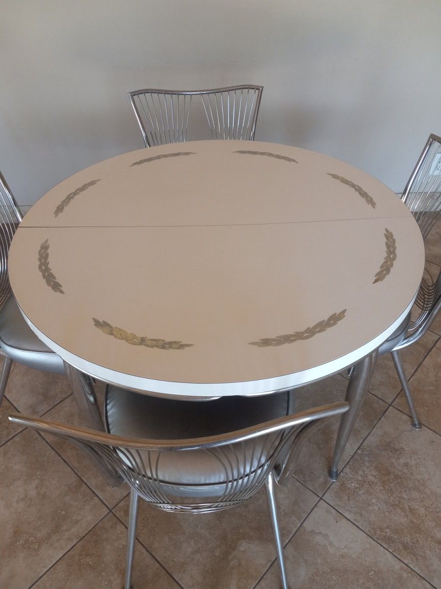 1950s-60s Vintage Mid Century Kitchen Table/chairs