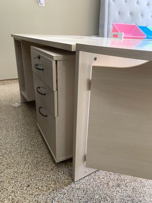 New And Used Desk For Sale In Sugar Land Tx Offerup