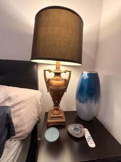nightstand lamp