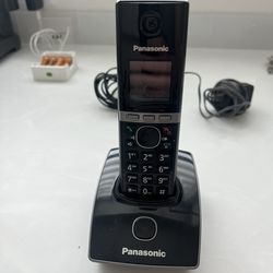 Panasonic Cordless Phone MODEL NO. KX-TGA806FX