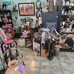 VINTAGE-ANTIQUES AND MORE