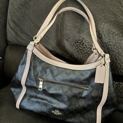 Coach Shoulder Bag 