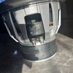 Jl Audio Bass(bajos) (2) 12 Y Amplificador Jl Audio 
