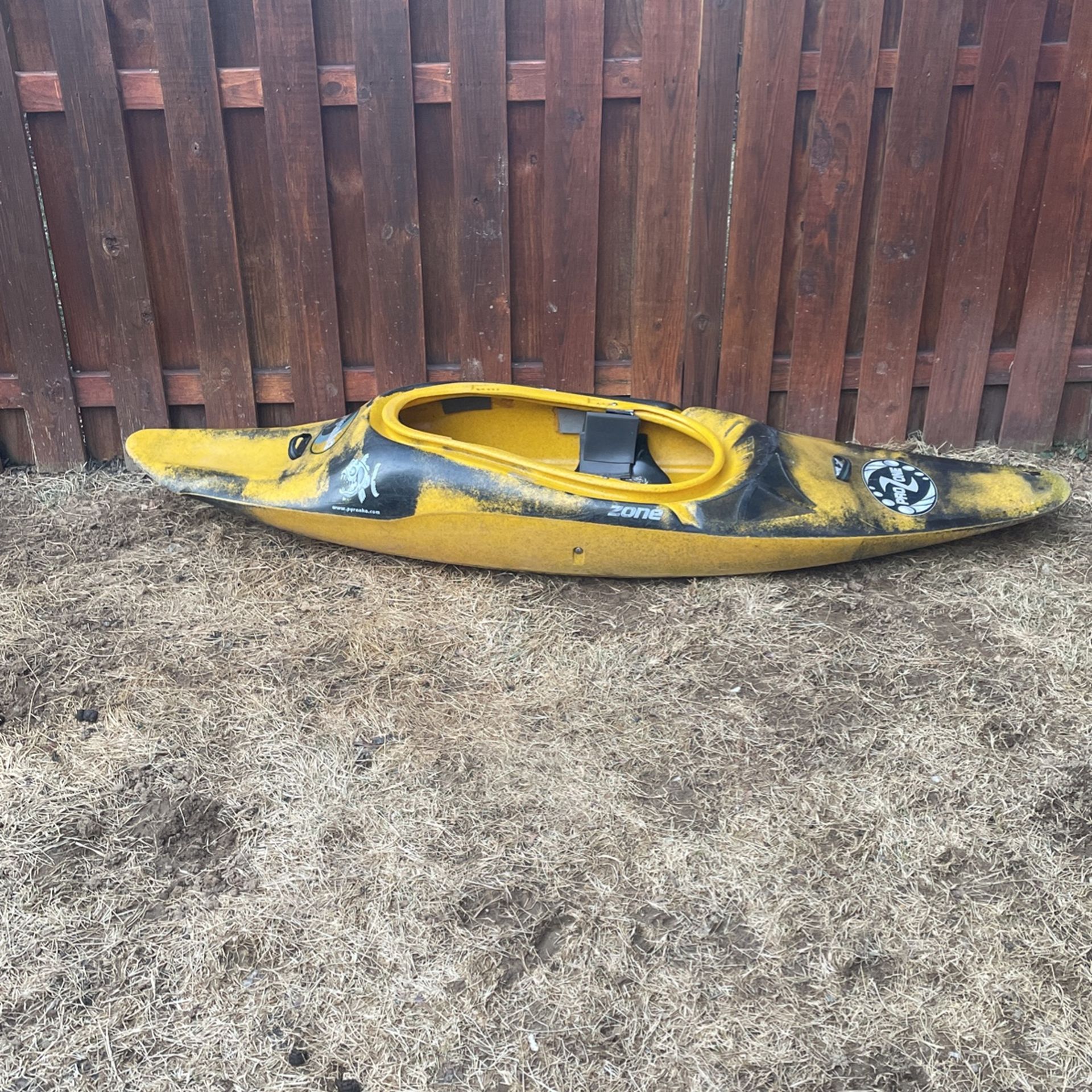 Kayak Pyrahna Prozone 8ft