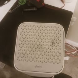 Xfinity Modem/ 1gb Router