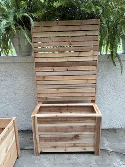 Narrow 3ft Cedar Planter Box with Privacy Screen – Outdoor Garden / Patio Divider | Custom Made
