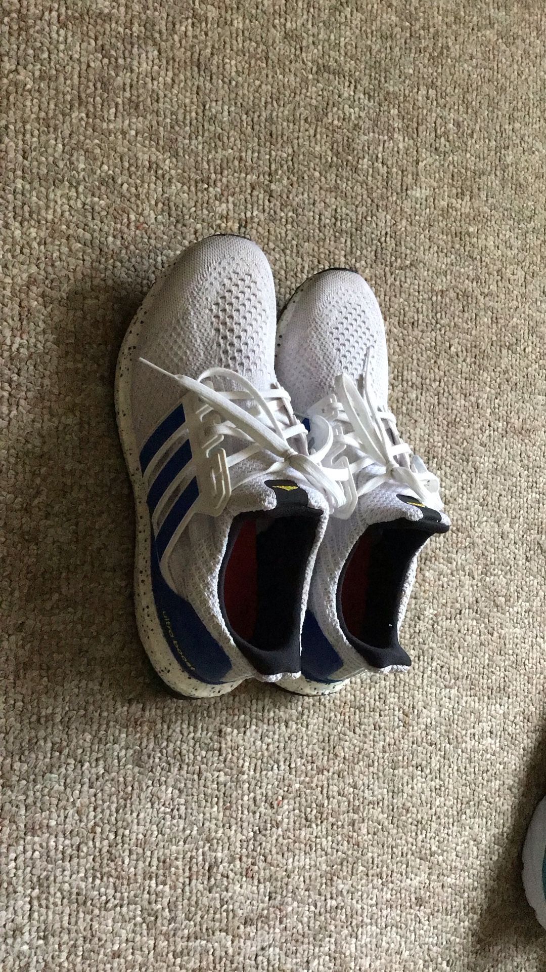ULTRABOOST 5.0 DNA RUNNING SPORTSWEAR LIFESTYLE SHOES