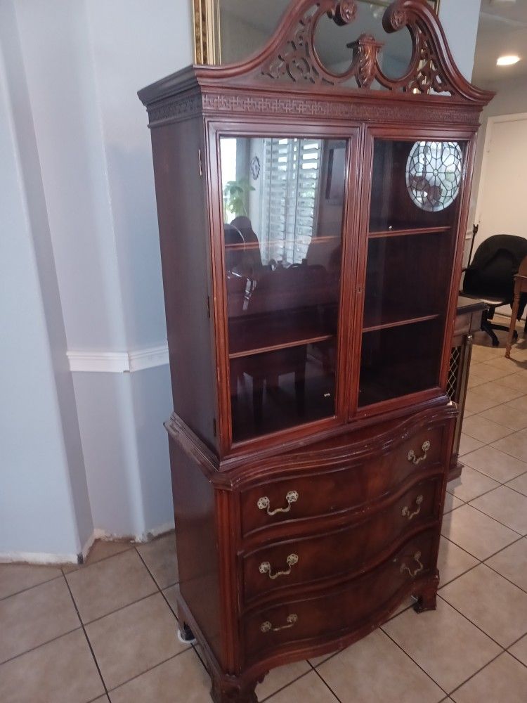 China Cabinet 