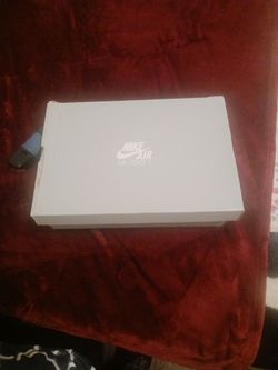 Nike AiR FORCE 1 07 AN20