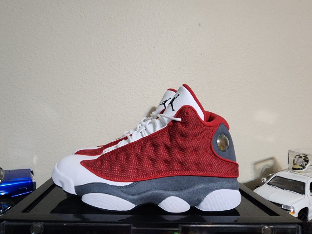 Jordan 13 Retro Gym Red Flint Size 9