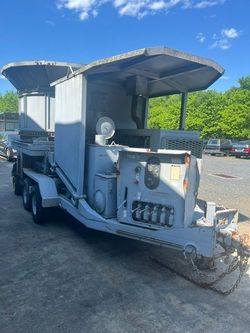 1998 Innovator ATG 2001 Tub Grinder