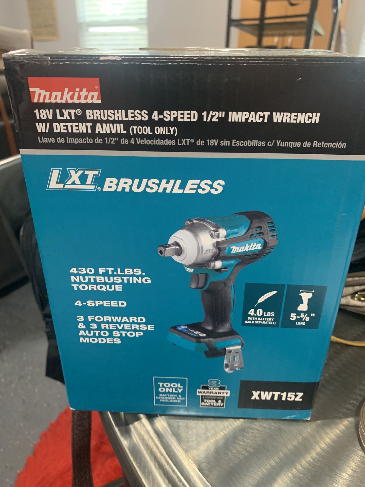 Makita 18 V LXT Brushless Four-Speed Half Impact Wrench With DETENT anvil tool only
