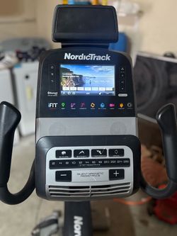 NordicTrack Commercial VR25 Elite Recumbent Exercise Bike