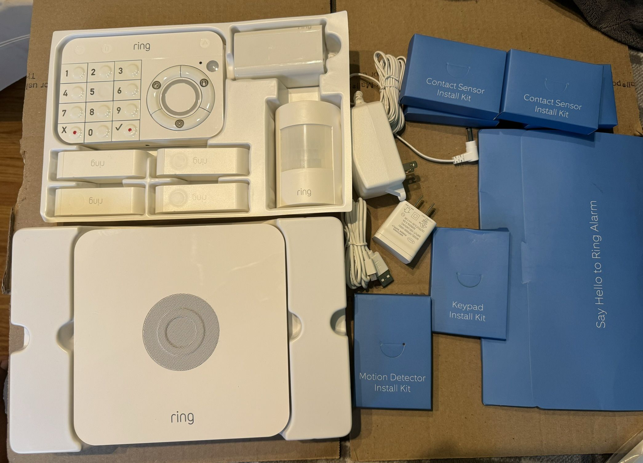 Never Used Ring 8pc Alarm system / security 