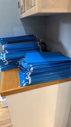 Hanging file folders